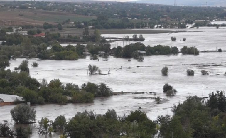 Stuhia “Boris” bën kërdinë në Evropën Lindore e Qendrore! Pamje apokaliptike në Rumani