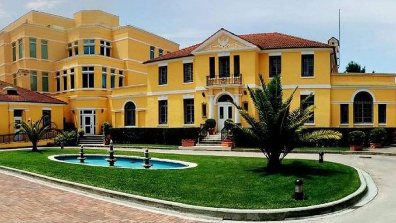 Mandati i Xhaçkës/ Ambasada Amerikane reagon pas vendimit të Kuvendit: Shpërfillën vendimin e Kushtetueses, të respektohet ligji