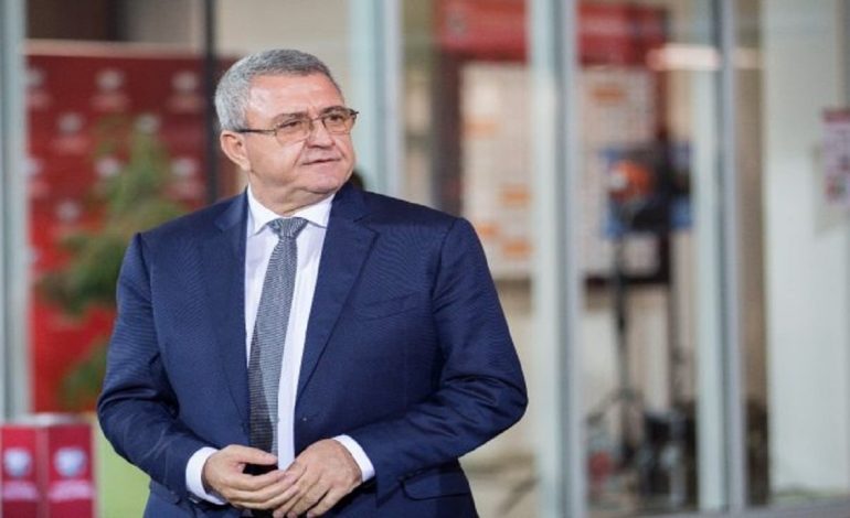 Duka fal kërcënuesit që i shkuan në shtëpi, lirohet presidenti i klubit Iliria pas pendesës!