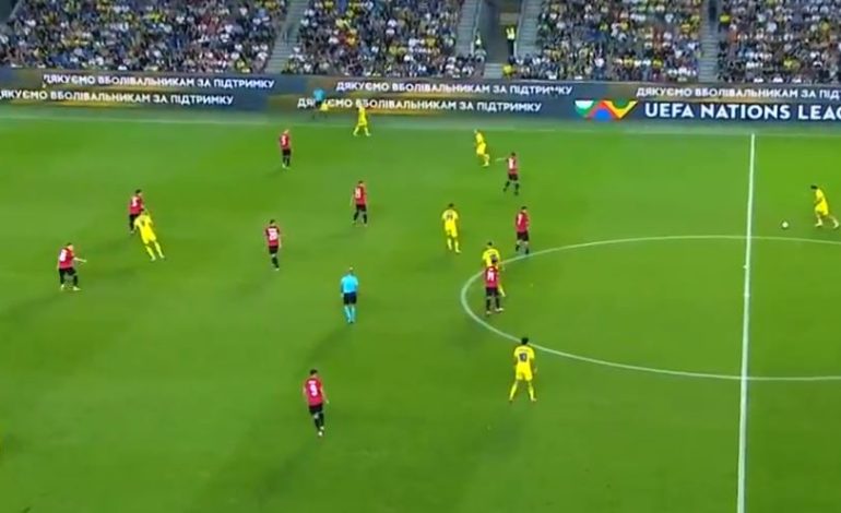 LIVE/ 25 minutë lojë, Ukrainë-Shqipëri, mungon goli në Pragë