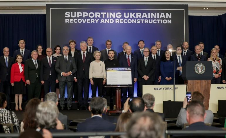 Shqipëria nënshkruan në Nju Jork Deklaratën e Përbashkët për Rimëkëmbjen e Ukrainës, morën pjesë mbi 30 vende