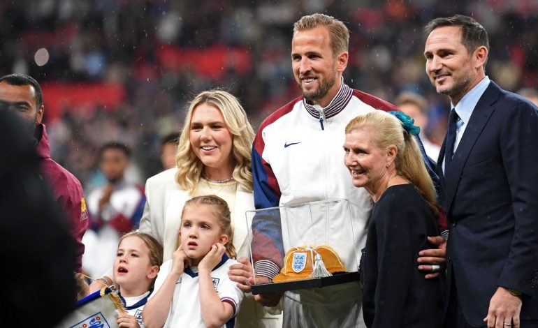 FOTO/ Njeriu i rekordeve, Harry Kane “magjeps” Anglinë, “dopietë” golash në ndeshjen e 100 (VIDEO)
