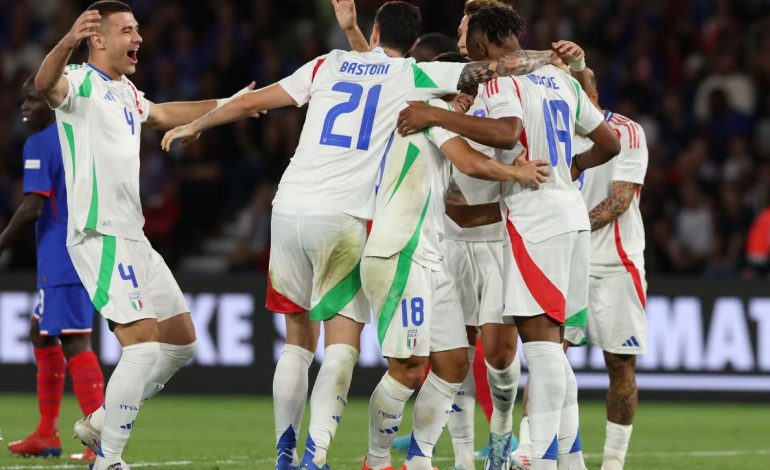 FOTO/ “Italia e rilindur”, mediat festojnë për “azzurrët”, ekipi i Spallettit dhuron show në “Parkun e Princave”, kapitullon Franca