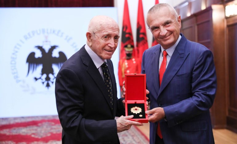 Sporti shqiptar në zi, ndërron jetë Vangjel Koja, “babai” i rrjetës kuqezi