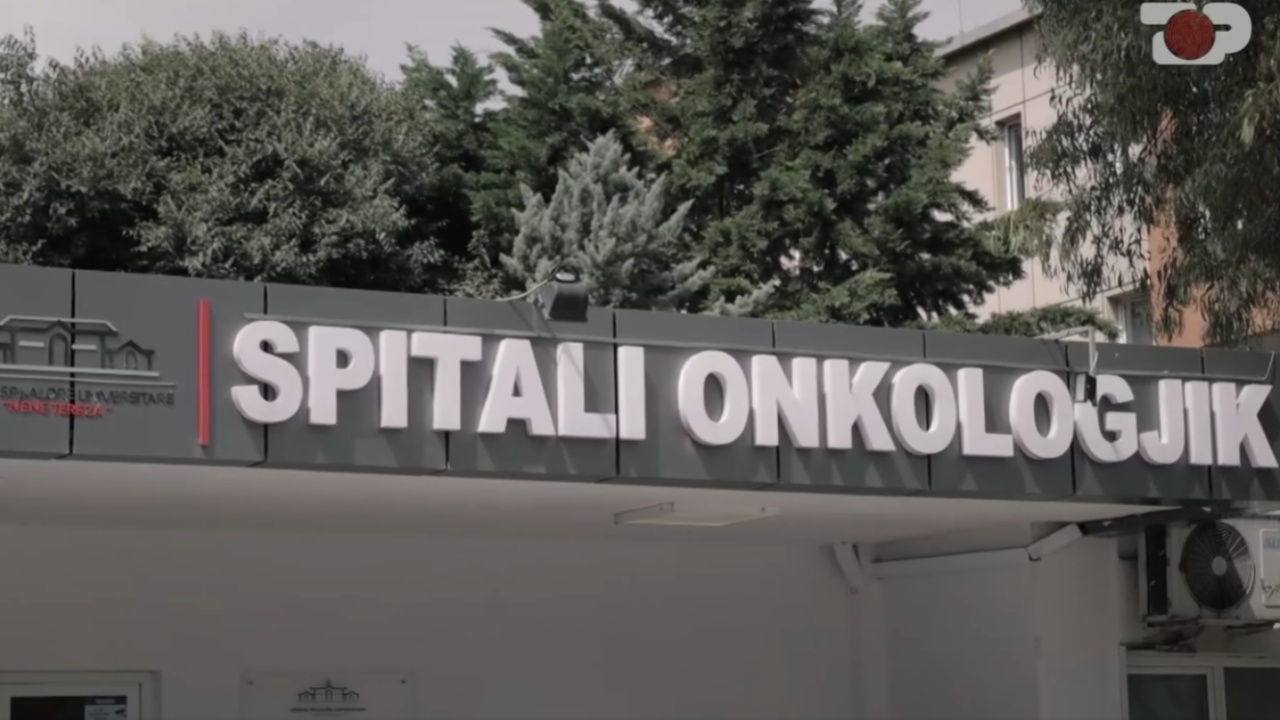 Inside Story/ Rrëfimi i nënës që humbi djalin nga kanceri: Flakonët e kimioterapisë i blinim në farmacinë pranë spitalit