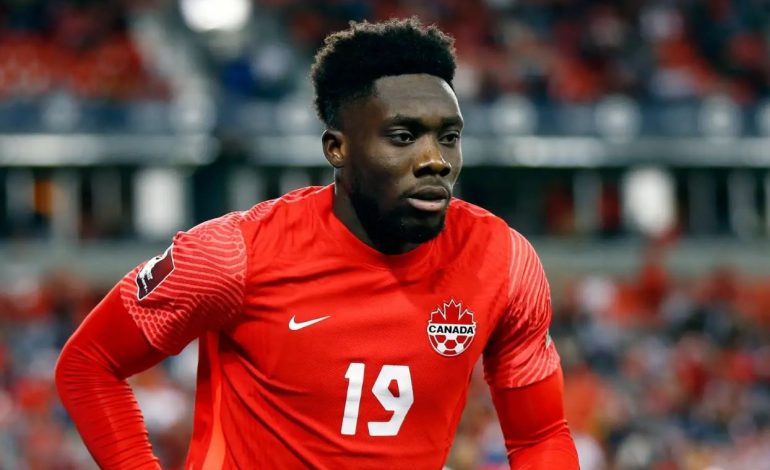 Bayern në alarm për Davies, Reali planifikon sulmin për të siguruar shërbimet e tij