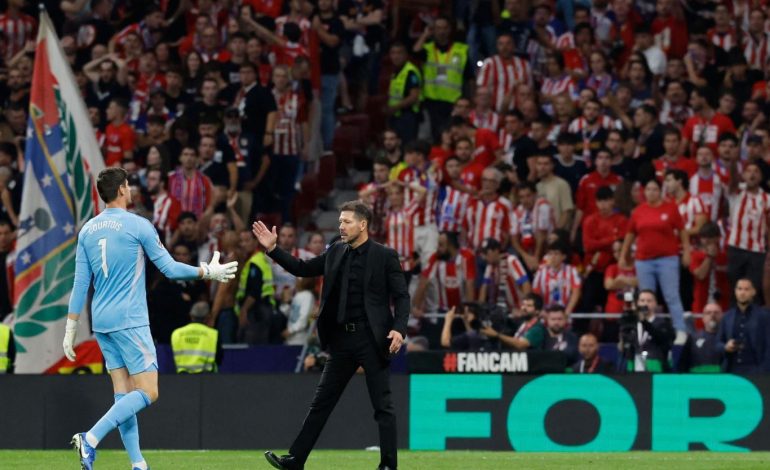 “E vështirë për t’u pranuar”, Ancelotti “qan” pikët e lëna, Simeone “godet” Courtois: Provokoi