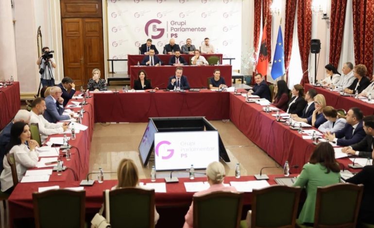 Zgjedhjet 2025/ Pas qeverisë, edhe deputetët mbledhje për të intensifikuar komunikimin! Zbardhen diskutimet