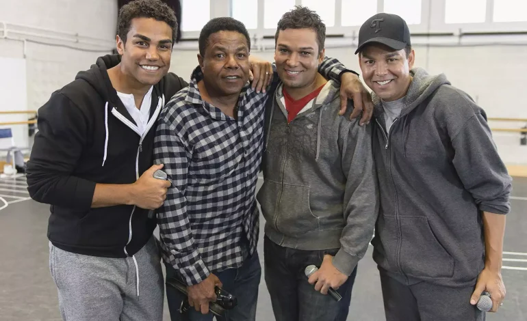 Fjalët emocionuese të djemëve të Tito Jackson pas vdekjes së tij