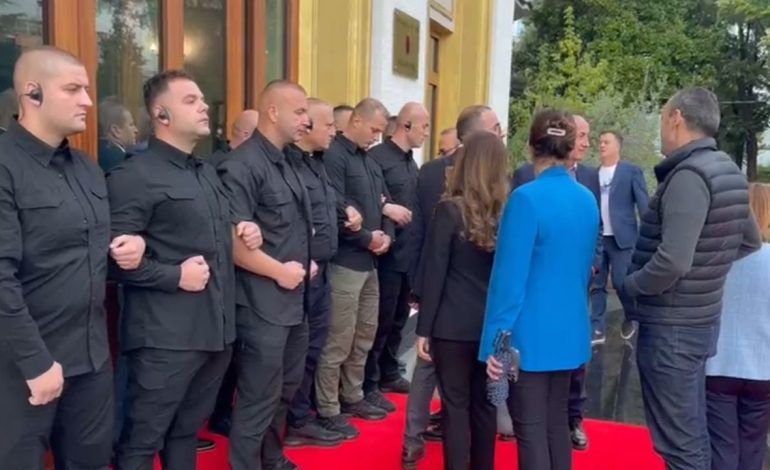 Opozita po planifikon ngujim në sallën e parlamentit? Gjekmarkaj: Do shfrytëzojmë çdo mundësi që na hap rrugë ndërgjegja