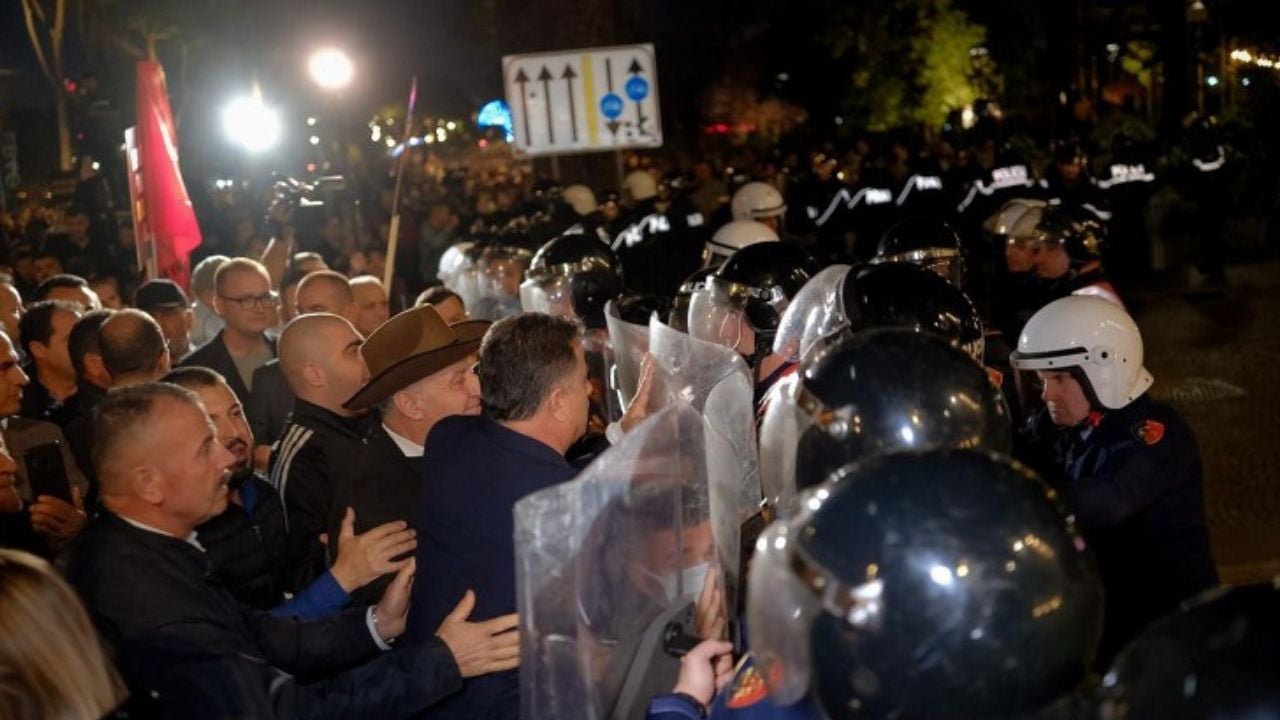 Mosbindja civile/ Zbulohet si janë ndarë deputetët e PD-së ku do bllokojnë rrugët kombëtare