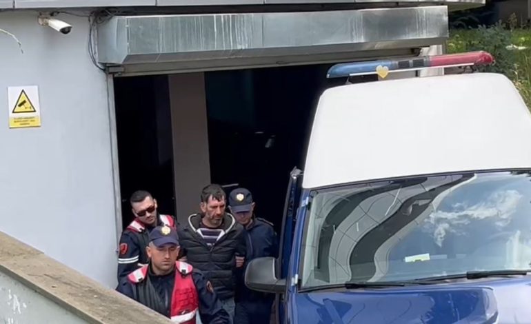 Dogji me benzinë ish-gruan/ I përlotur dhe në gjendje të rënduar psikologjike, Bledar Trëndafili shfaq pendesë në gjykatë: S’më linte të shihja fëmijët