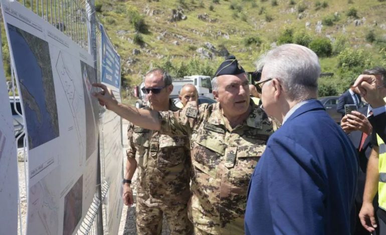 Kampet në Gjadër dhe Shëngjin janë gati, emigrantët e parë pritet të mbërrijnë javën e ardhshme! Mediat italiane zbulojnë detajet e fundit