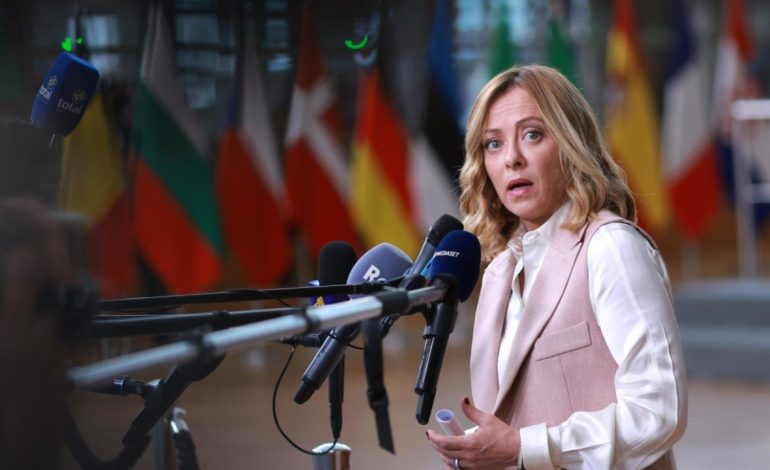 Dekret për emigrantët/ Qeveria Meloni ka gati ligjin për vendet e sigurta dhe shqyrtimin e azilit