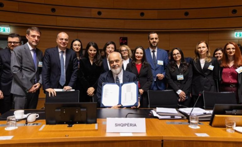 “Shqipëria u ul plot dinjitet në tryezën e bisedimeve për anëtarësim në BE”, Rama: Shqipëria 2030 do të ngrejë flamurin në Bruksel