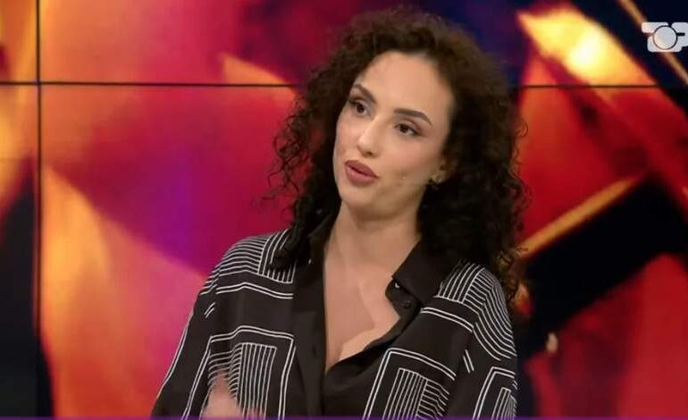 Habit moderatorja: Erdha për punë dhe gjeta burrë!