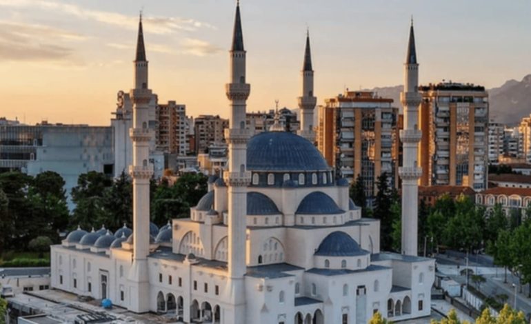 Inaugurimi i xhamisë së Namazgjasë, KMSH jep detaje: Rama dhe Erdogan do të jenë të pranishëm në ceremoni, ëndërr e hershme e popullit shqiptar