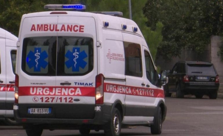 Aksident me vdekje në Mat, shoferi 19-vjeçar përplas këmbësorin