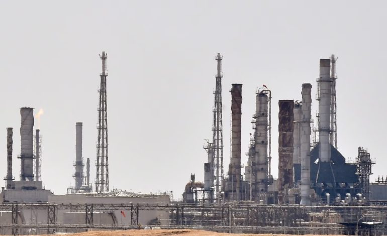 Çmimi i karburantit në rënie pavarësisht konfliktit në Lindjen e Mesme