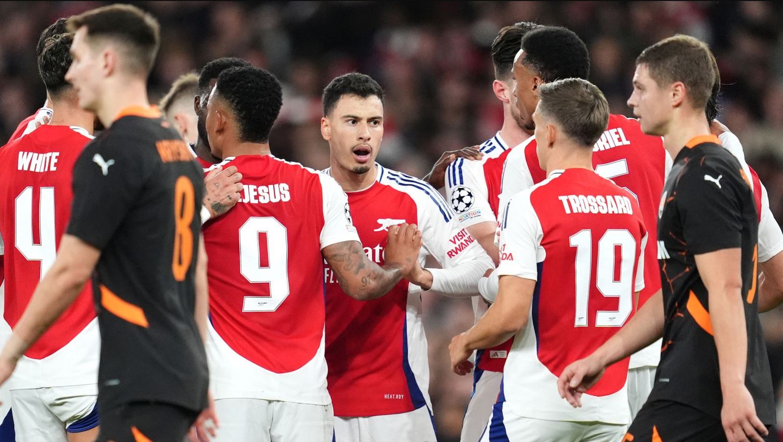 Champions League/ Nuk ka goleadë në Londër, PSG nën akuzë pas barazimit, Aston Villa me pikë të plota