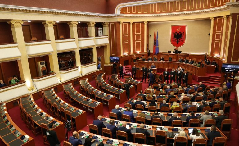 Kuvendi zgjedh me shumicë të thjeshtë anëtarët e rinj në KLGJ e KLP