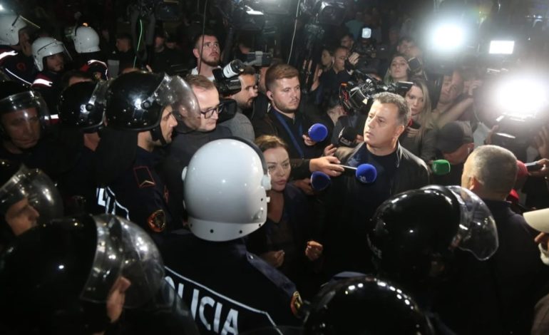 Mosbindja civile e opozitës, nisin hetimet edhe për katër deputetë të PD! Në pranga një protestues në kryeqytet, procedohen 33 të tjerë