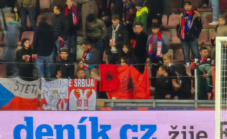 “Koret raciste dhe përdhosja e flamurit shqiptar, të patolerueshme”, FSHF reagon pas ngjarjeve në Pragë: Do kërkojmë nga UEFA….