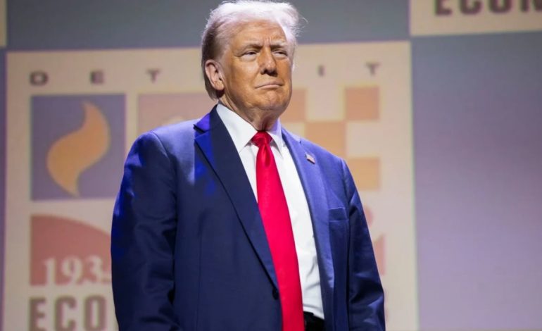 Dikur e quante një metodë të rrezikshme, Trump u kërkon njerëzve në fushatë të votojnë me postë