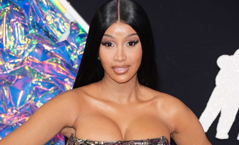 Cardi B tregon momentin kur e kuptoi menjëherë se ishte shtatzënë,pa bërë asnjë test