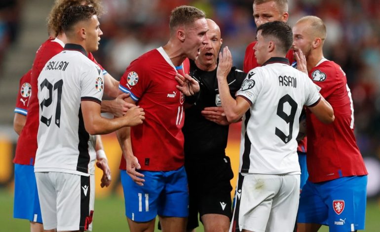 Kërkohet të përsëritet suksesi i një viti më parë, kuqezinjtë në Pragë për fitore/ Njihuni me formacionet zyrtare të Rep. Çeke-Shqipëri