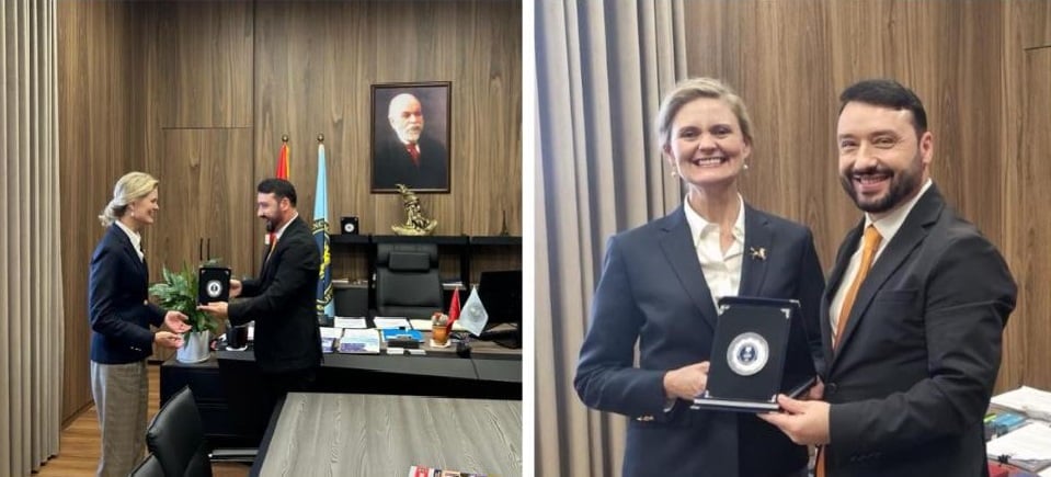 E Ngarkuara me Punë Nancy VanHorn takohet me kreun e AMP, zbardhen detajet! Nga ankesat publike te forcimi i besimit të publikut