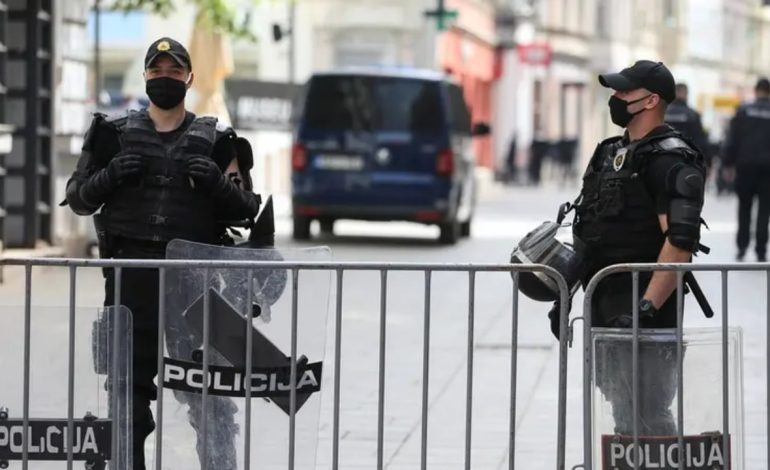 E rëndë në Bosnje, 14-vjeçari vret me thikë oficerin brenda stacionit të policisë