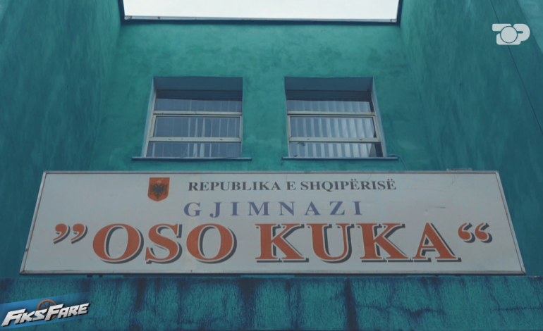 Fiks Fare/ Reagon drejtoresha që përjashtoi dhe quajti kriminelë nxënësit që e bënë ‘meme’ se merrte para