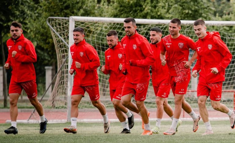 Tri mungesa për Gvozdenoviç në Ballsh, një balotazh te Skënderbeu