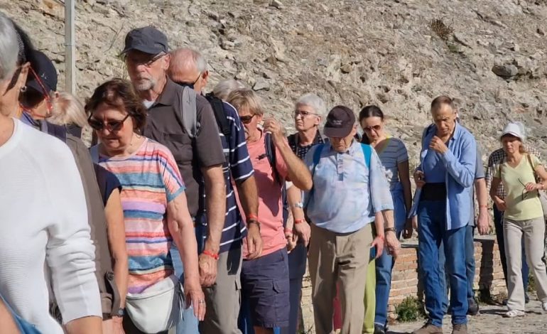 Turistët jashtë sezonit! Vazhdojnë prenotimet në Durrës, operatorët investojnë më shumë në cilësi