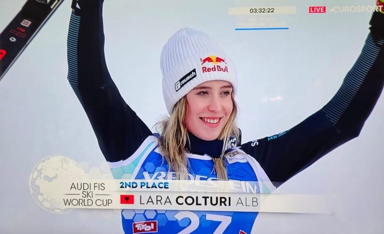 Historike! Lara Colturi për herë të parë në podium, menjëherë pas numrit 1 të botës, Mikaela Schiffrin
