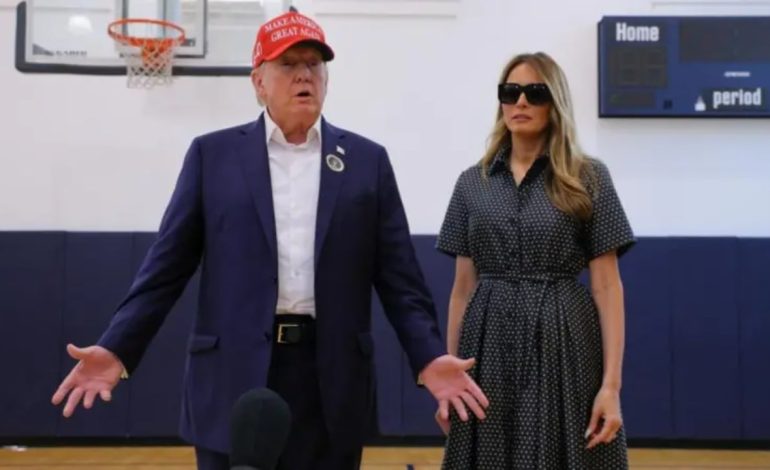 Ish-presidenti Donald Trump voton në Florida