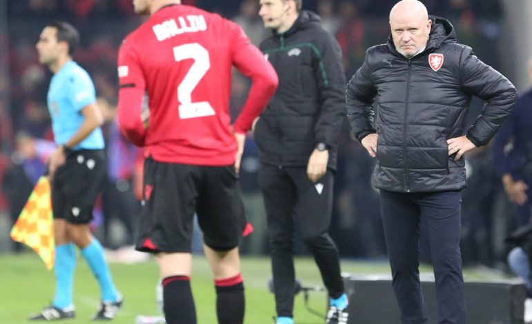 “Duhet të merrnin 3 pikët”, trajneri i Çekisë: Shqipëria po priste gabimet tona