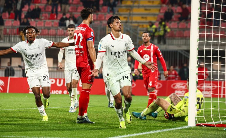 Pëlqehet nga City e Barcelona, Milan mendon rinovimin e kontratës me mesfushorin