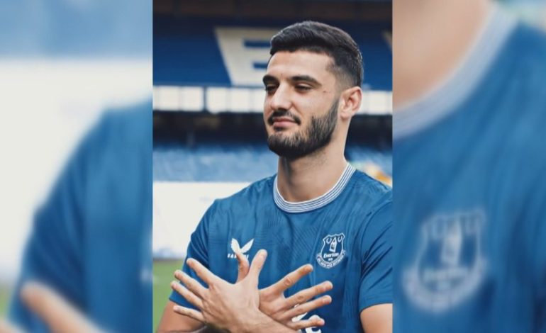 Armando Broja rikthehet titullar, sulmuesi kuqezi e nis ndeshjen nga minuta e parë me Everton u21