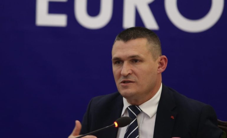 “Në fund të muajit SPAK merr kompetencat e komisionerit publik në KPA”, Dumani: Filtrim të vendimeve të vettingut