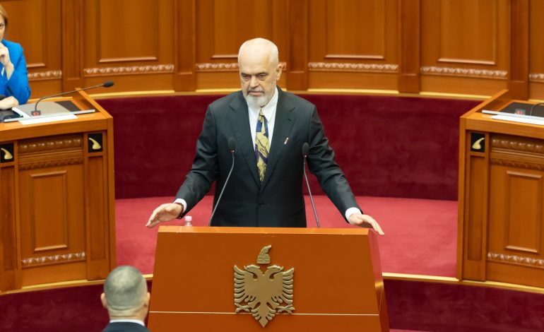 Rama premton bonuse për pensionistët, opozita e quan tallje