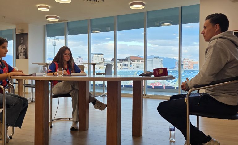 INTERVISTA/ Trajneri Brdariç: Bie të fle, them natën e mirë dhe ëndërroj tituj kampion me Vllazninë