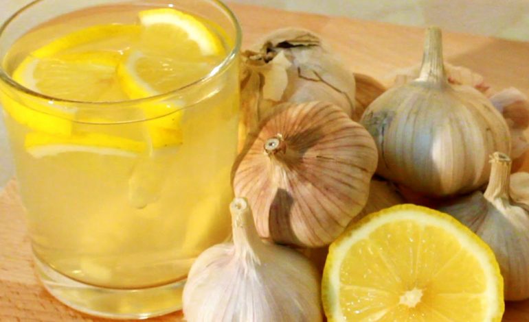 Çaji i Hudhrës – Arsyet Shëndetësore Pse Duhet të Pini Çdo Mëngjes