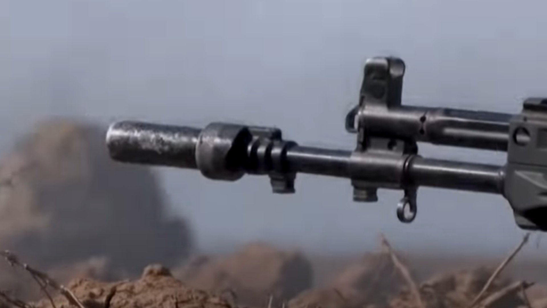 Pas zgjedhjeve në SHBA, Moska ofensivë e re në Ukrainë: Një ukrainas lufton me pesë rusë!