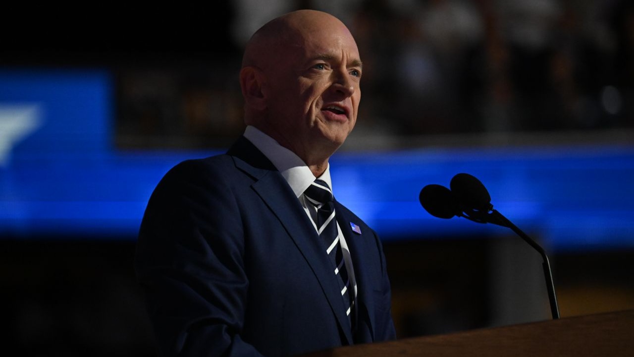 Do i certifikojë Harris zgjedhjet nëse fiton Trump? Senatori demokrat: Ne nuk jemi si ai!