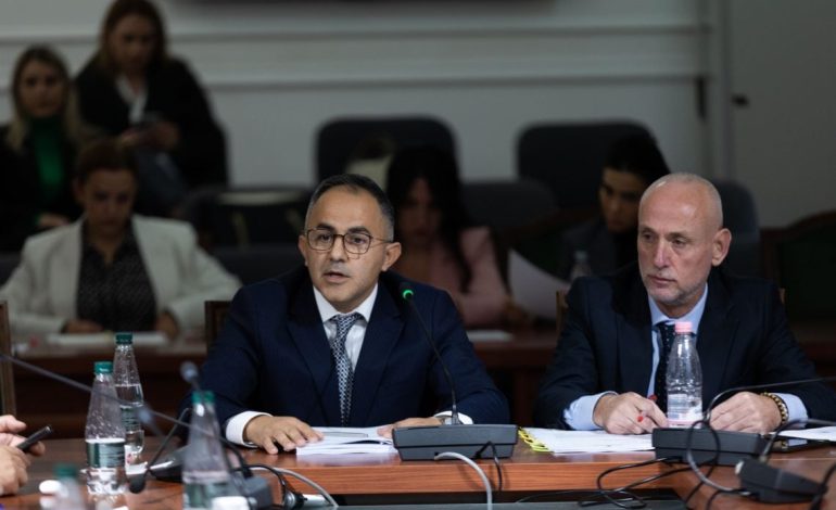 Këshilli i Lartë Gjyqësor kërkon 30 milionë euro shtesë në buxhet, opozita e quan llastim, kreu i KLGJ: S’janë për luks!