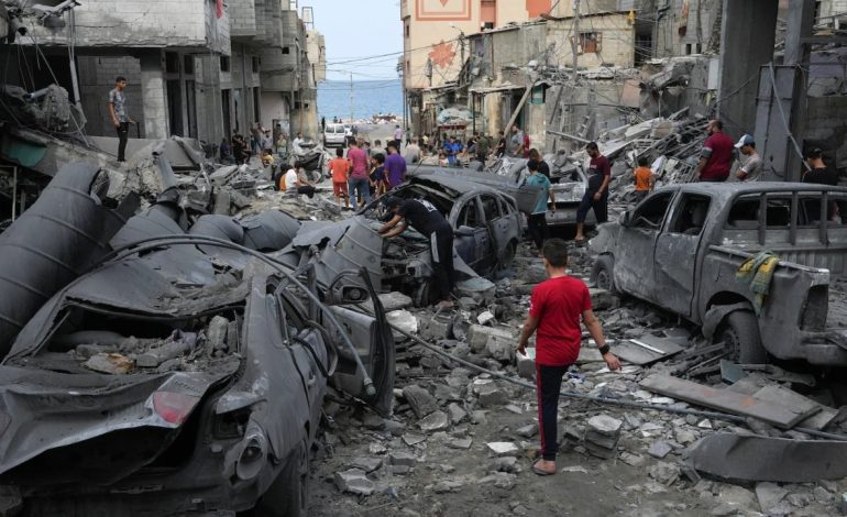 Izraeli luftë me disa fronte! E enjte tmerri, sulme të njëpasnjëshme në Gaza dhe Liban