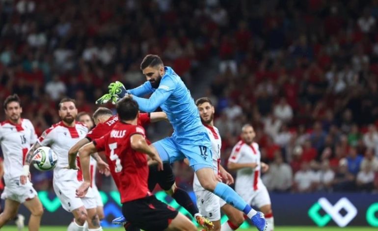 Rinovimi kompleks i Kvara-s me Napolin, shqetëson edhe klauzola e…largimit