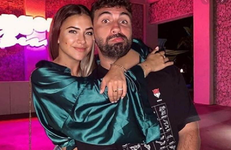 Ledri Vula flet për raportin me Sarën: Jemi ende shokë